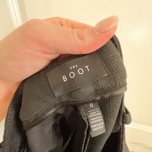 “The boot” Black slacks by White House Black market. Size 6. Mild piling.